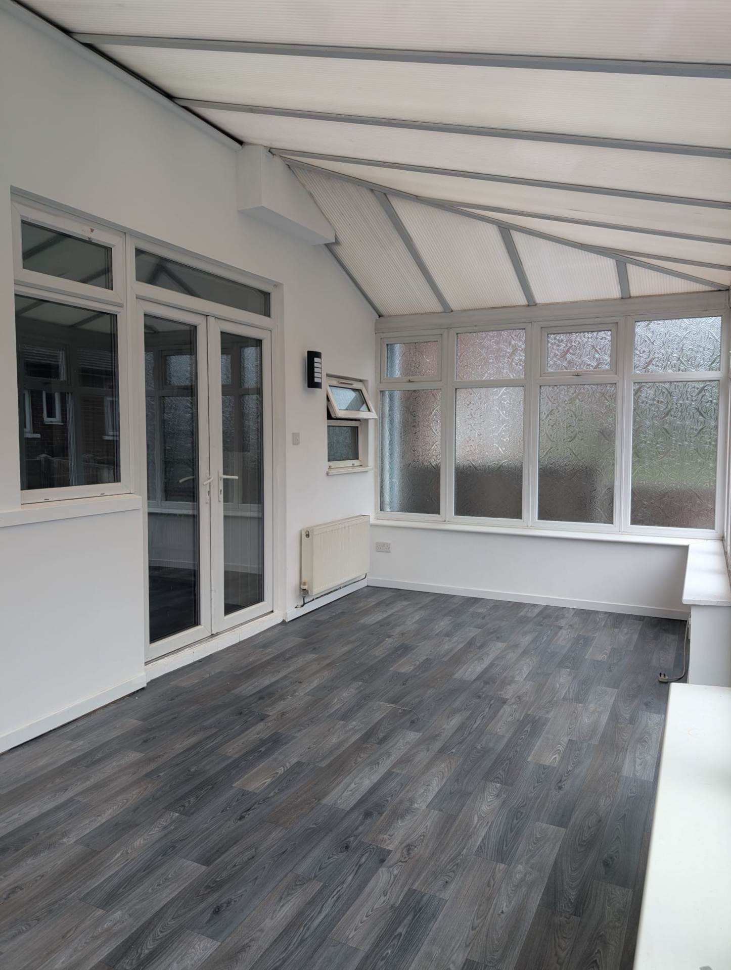 Lowe Green, Royton, Image 4