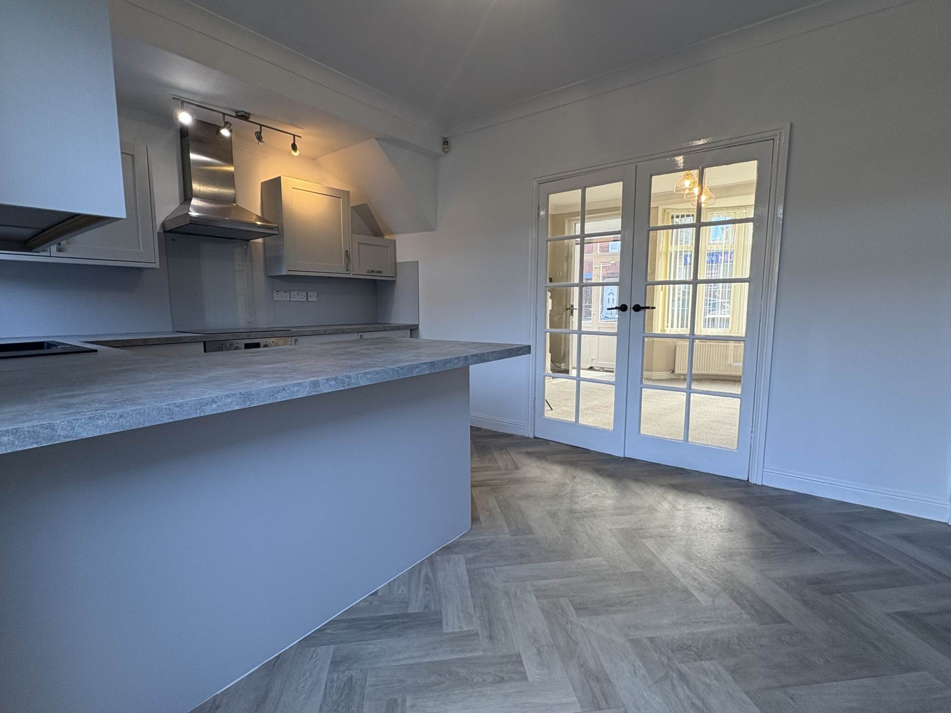 Shaw Road, Royton, Image 5