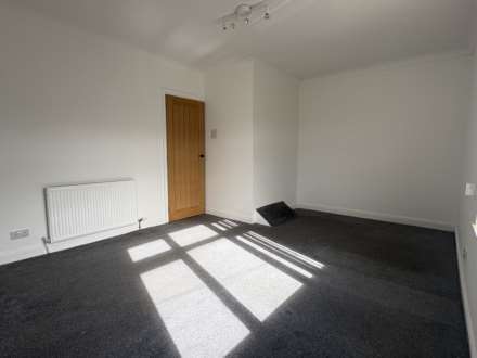 Shaw Road, Royton, Image 7