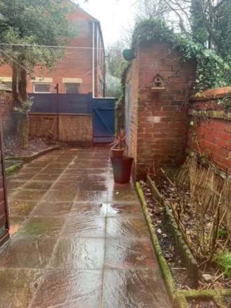 Hebron Street, Royton, Image 12