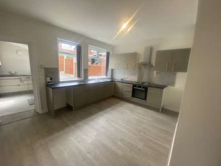 Montgomery Street, Oldham, Image 5