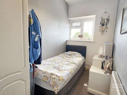 Middleton Road, Chadderton, Image 15