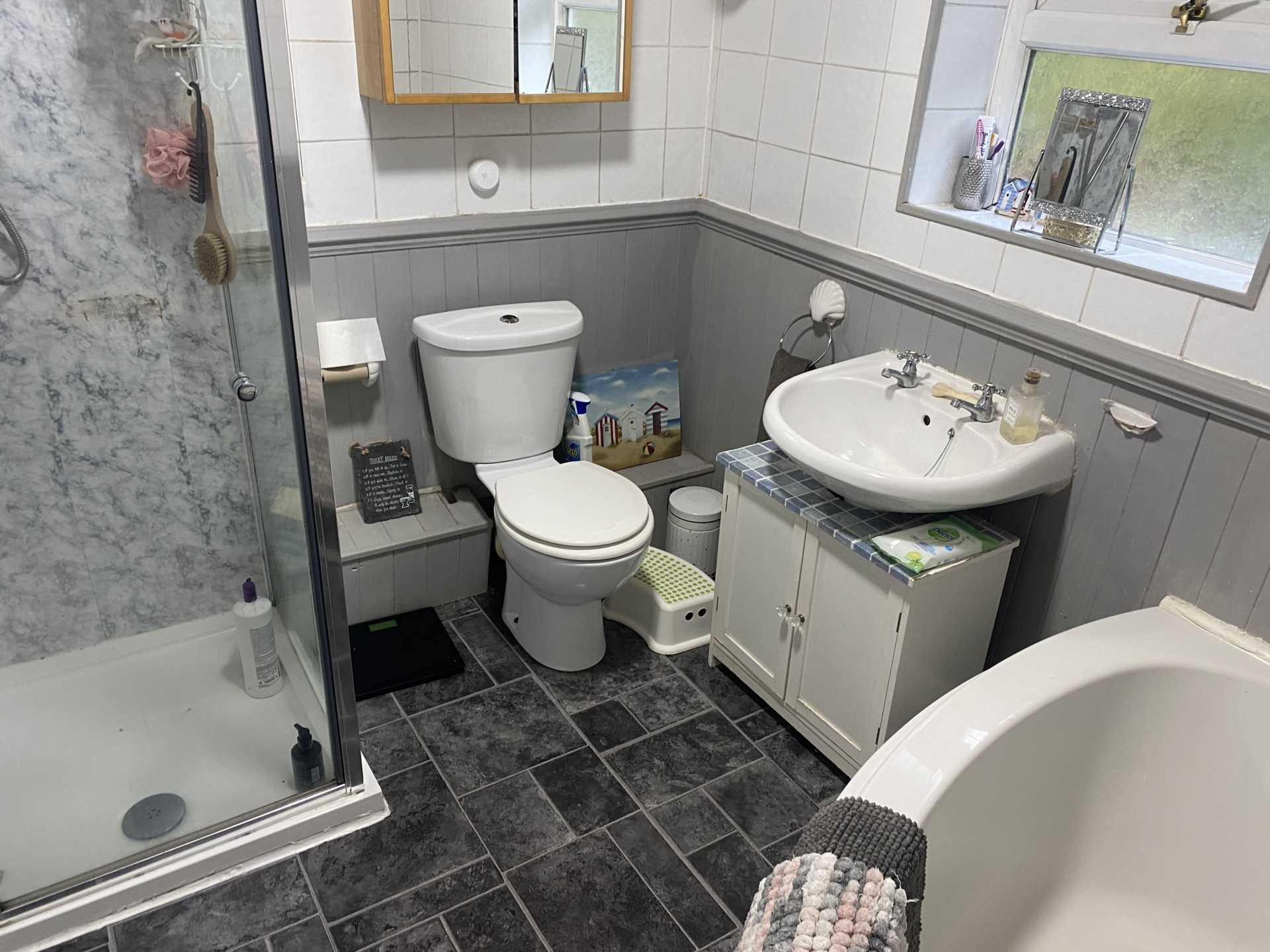 Mainway East, Middleton, Image 12