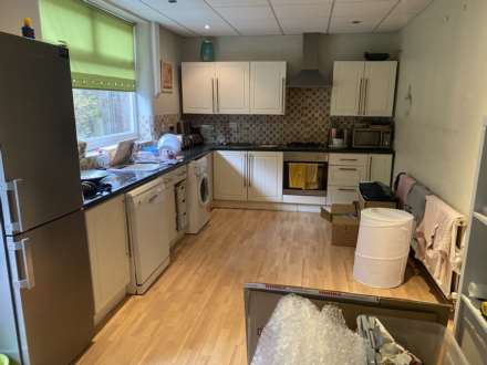 Mainway East, Middleton, Image 3