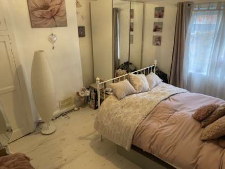 Mainway East, Middleton, Image 6