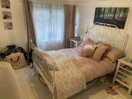 Mainway East, Middleton, Image 7