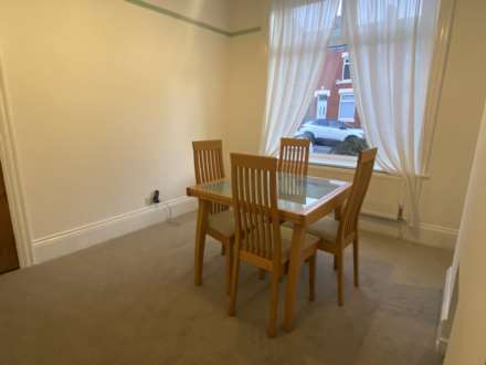 Denton Lane, Chadderton, Image 6