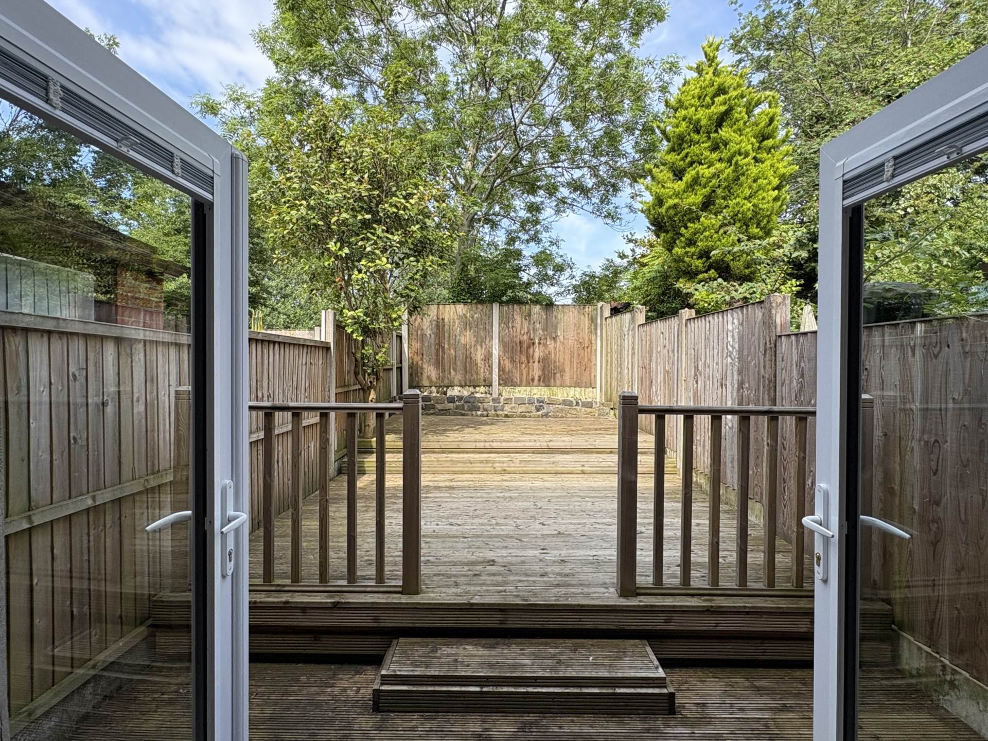 Redwood, Chadderton, Image 13