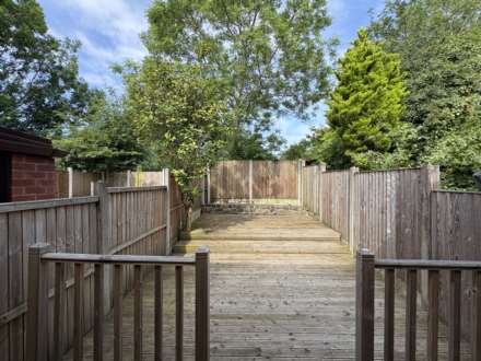 Redwood, Chadderton, Image 11