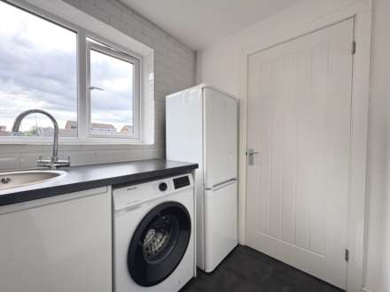 Redwood, Chadderton, Image 4