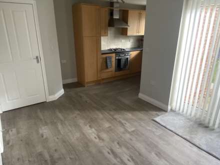 Rosebay Close, Royton, Image 3
