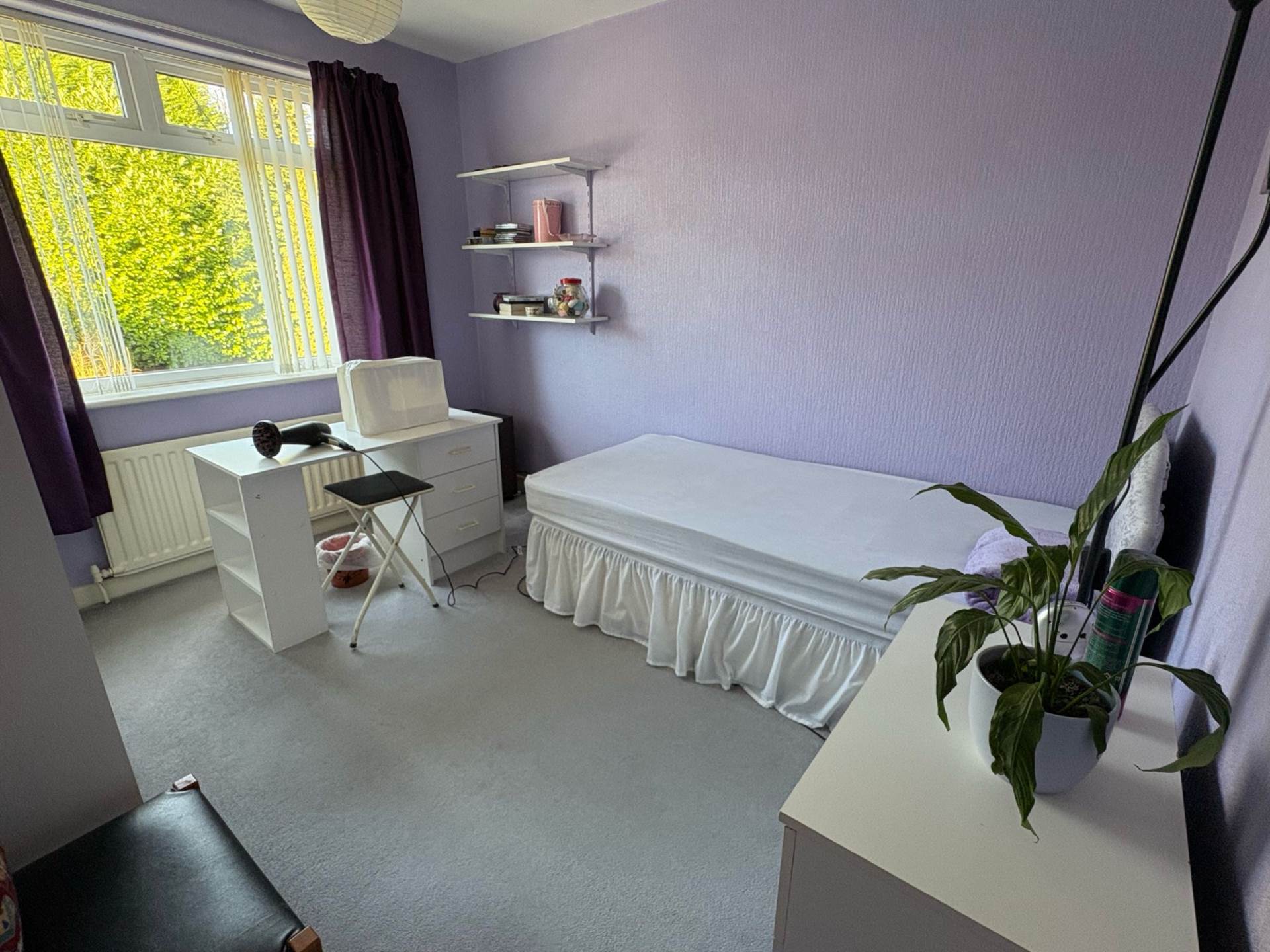Oozewood Road, Royton, Image 10