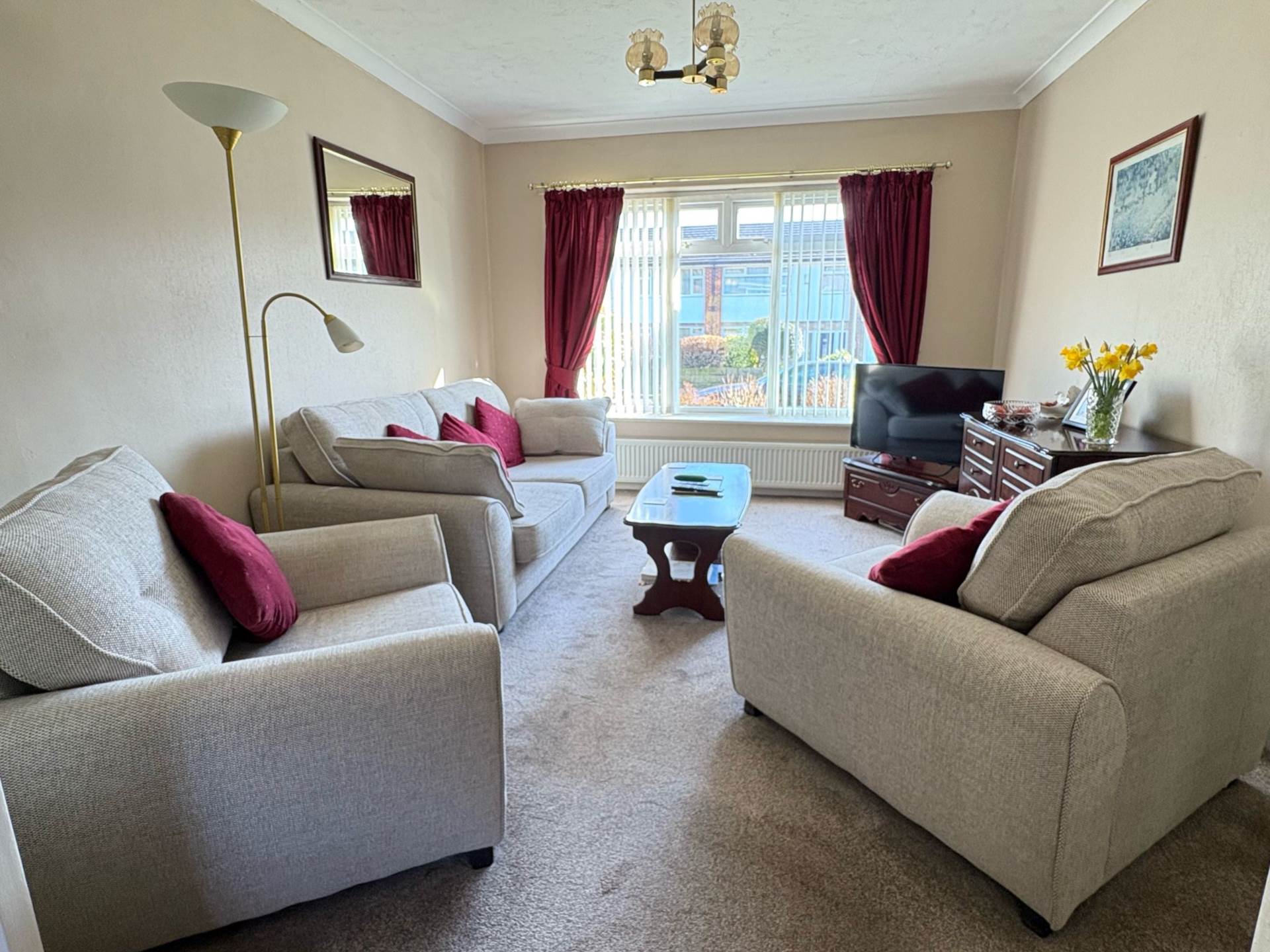 Oozewood Road, Royton, Image 2