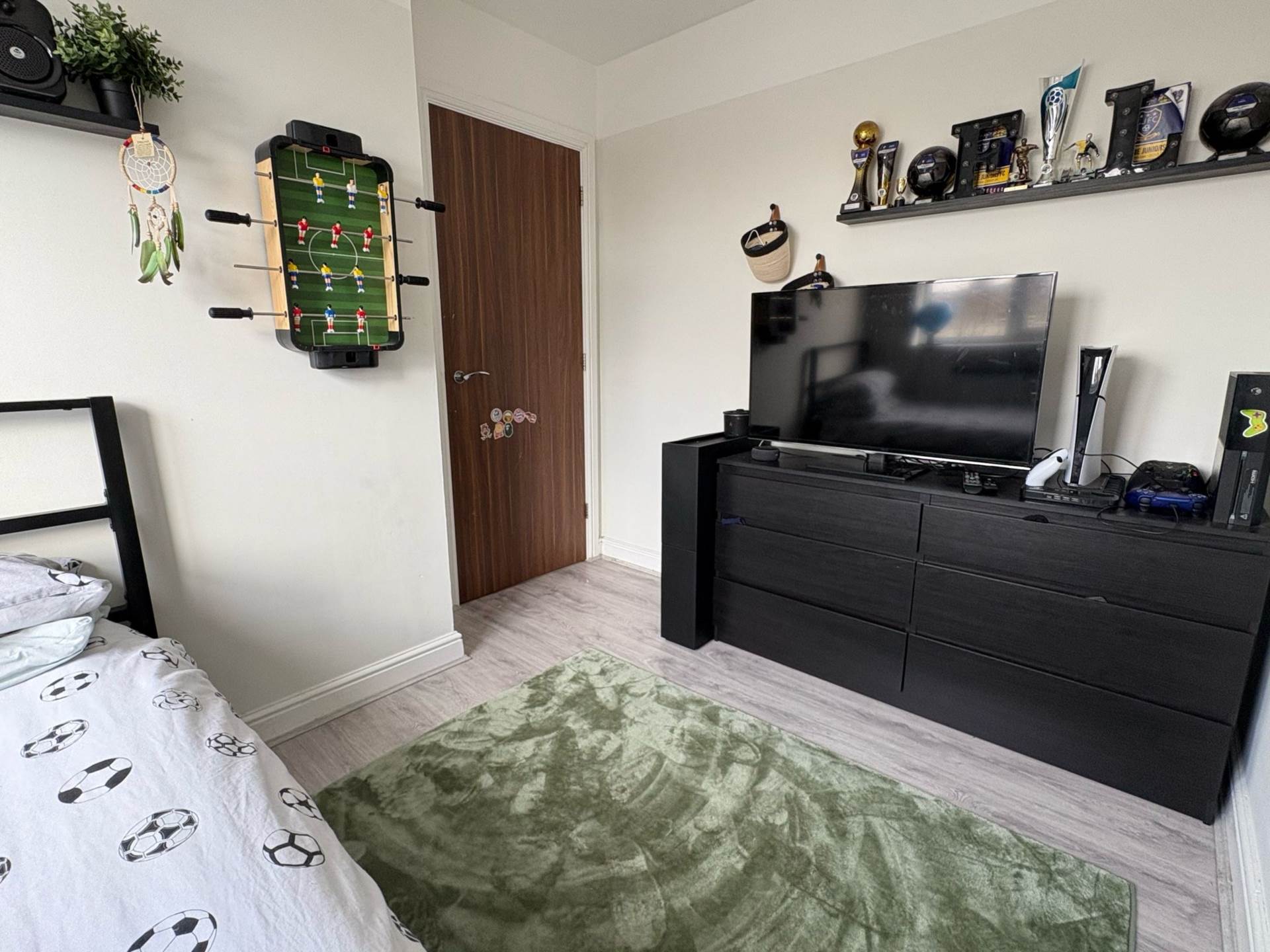 Larchfield Close, Royton, Image 10
