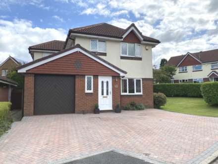 4 Bedroom Detached, Higham Close, Royton