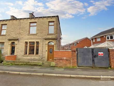 3 Bedroom End Terrace, Milnrow Road, Shaw