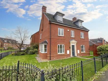 6 Bedroom Detached, Highbarn Road, Oldham