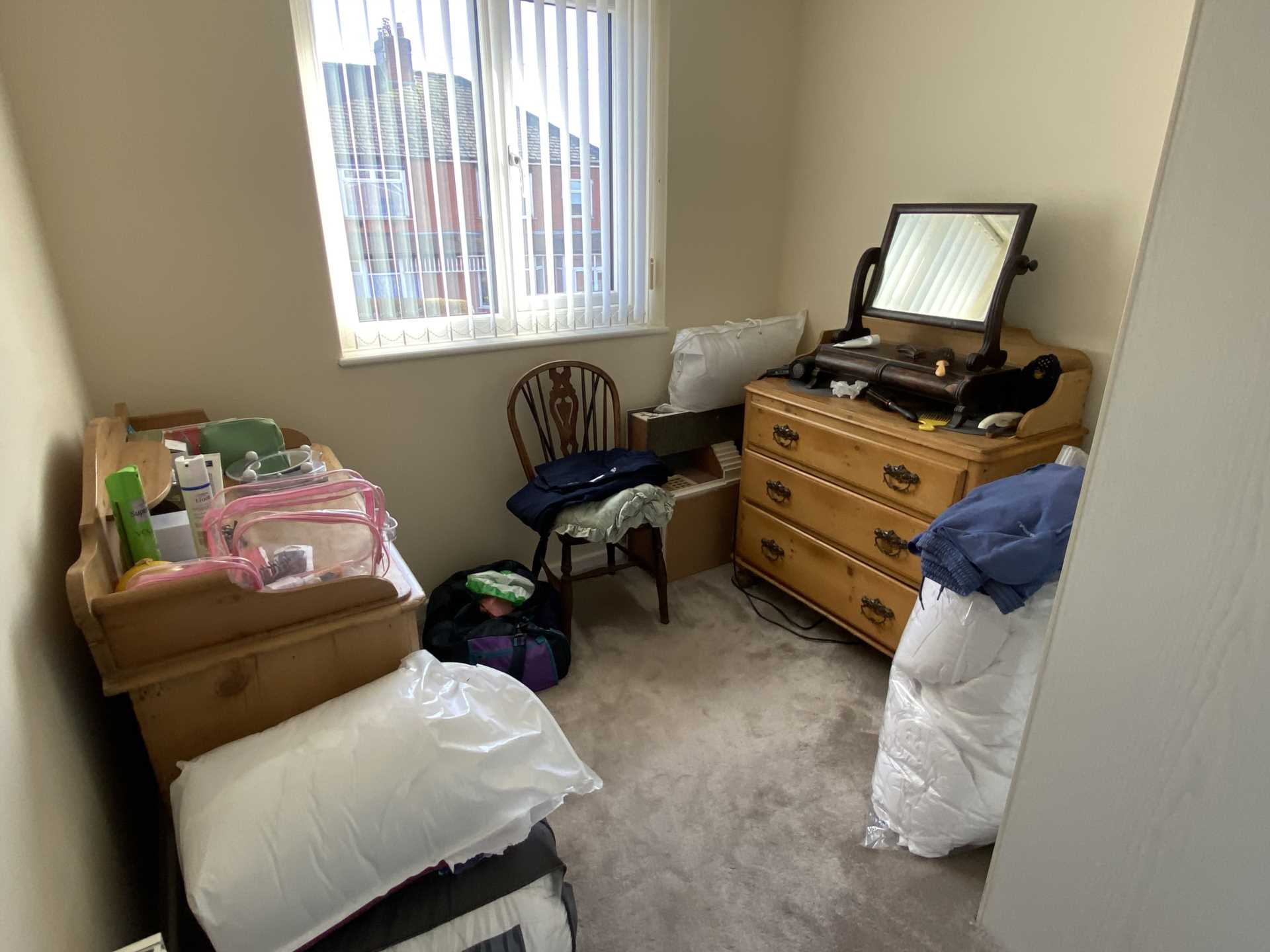 Thornham Lane, Oldham, Image 13