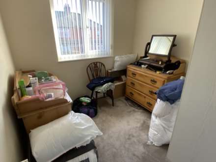 Thornham Lane, Oldham, Image 13