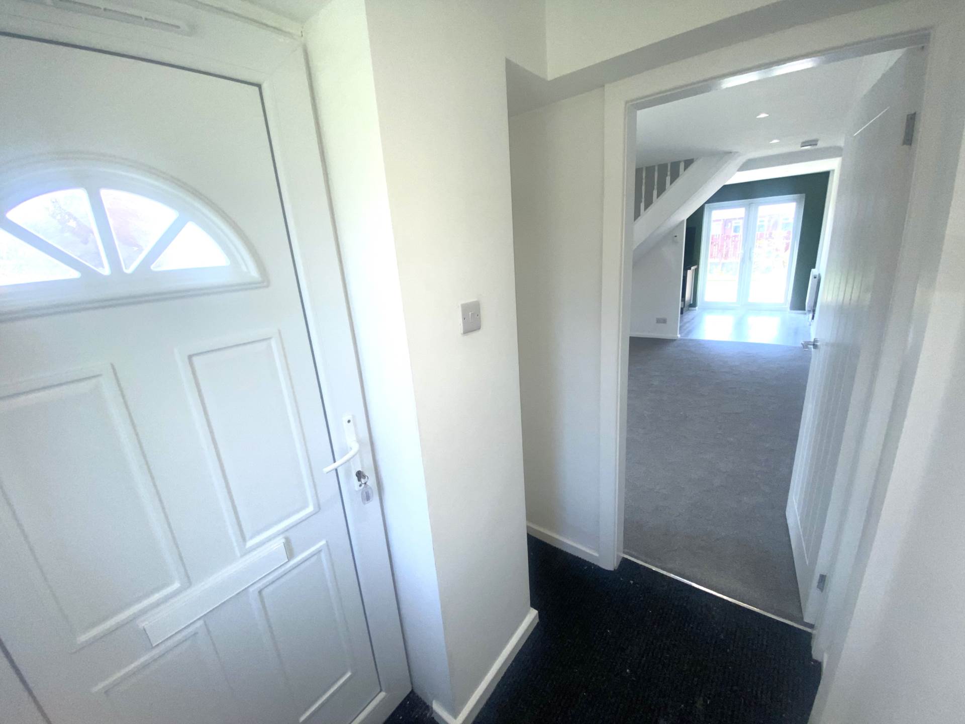 Putney Close, Oldham, Image 2