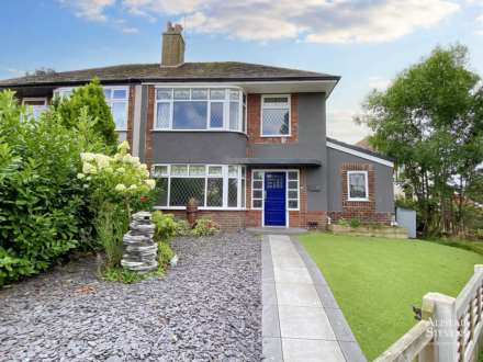 3 Bedroom Semi-Detached, Loughrigg Avenue, Thornham