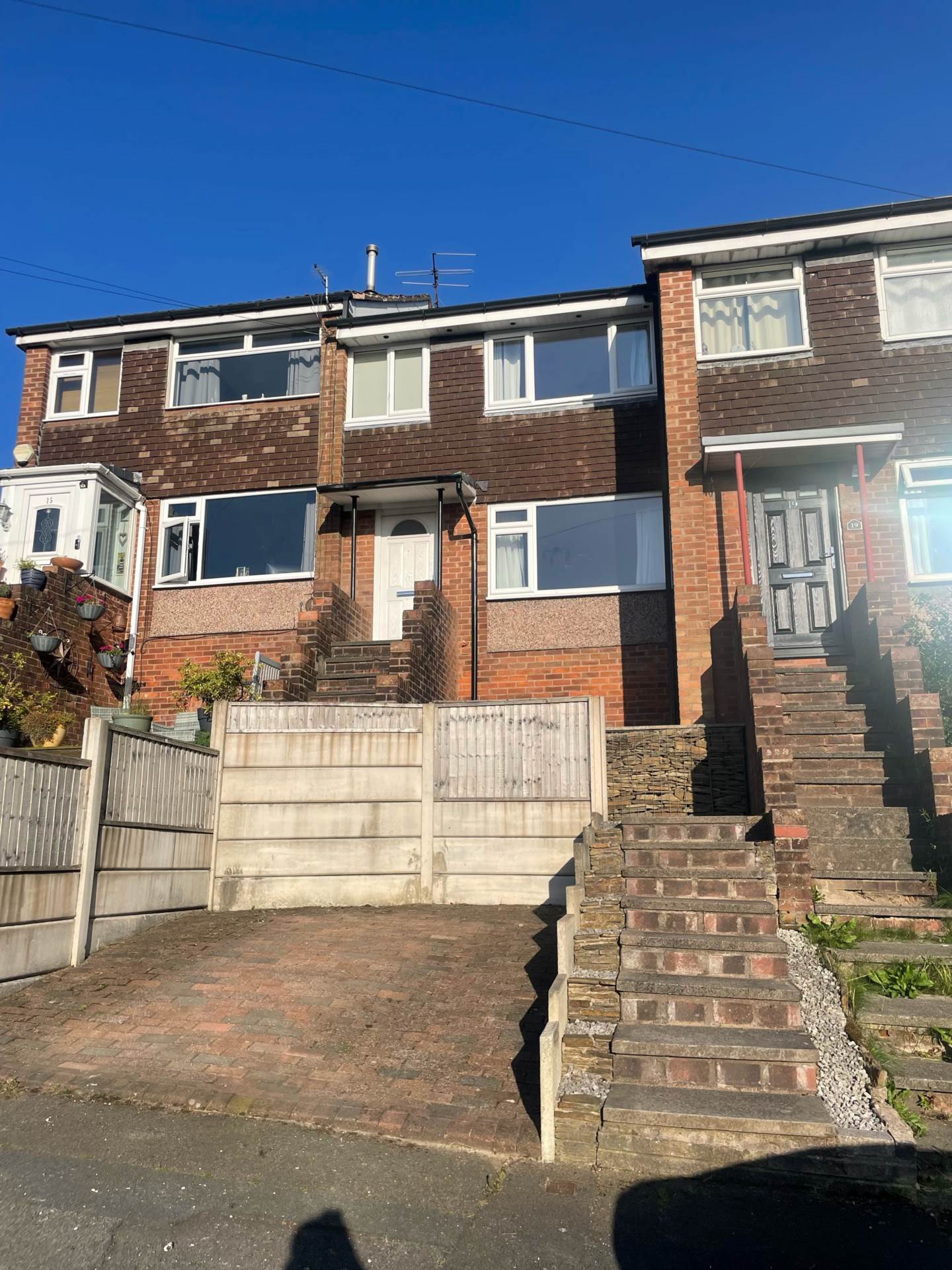 Dalehead Drive, Shaw, Image 2