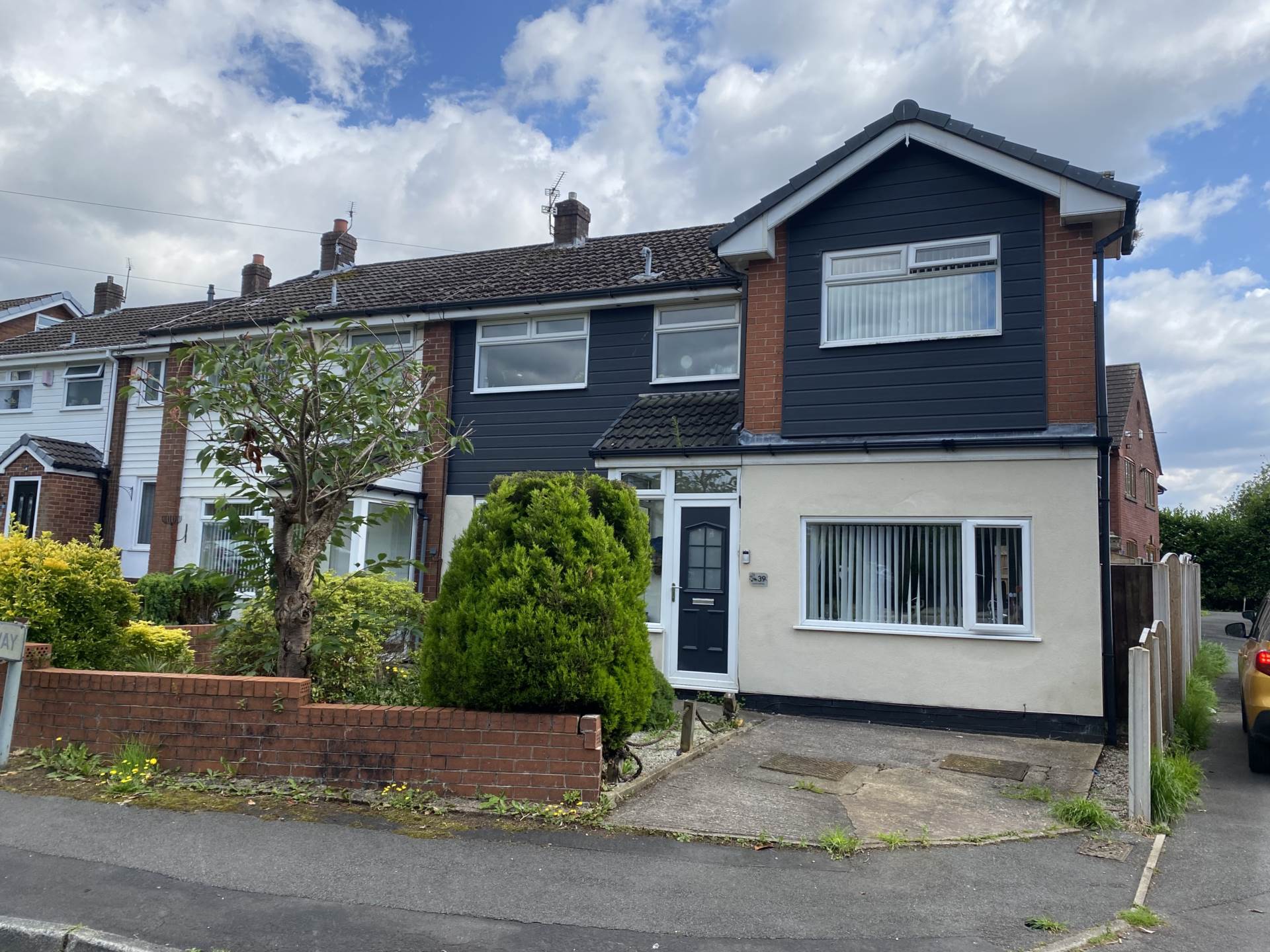 Camberwell Way, Royton, Image 1