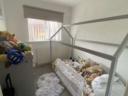 Camberwell Way, Royton, Image 12