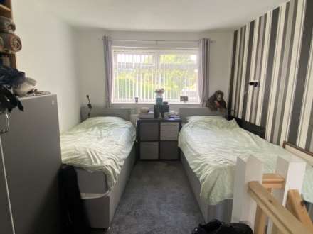 Camberwell Way, Royton, Image 19