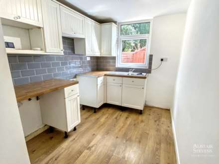 Rochdale Lane, Royton, Image 6