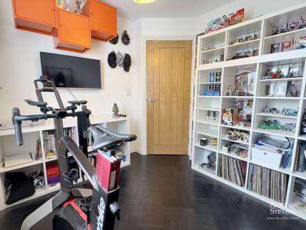 Rosebay Close, Royton, Image 15