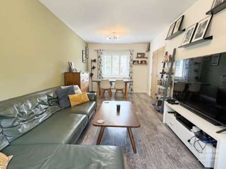 Rosebay Close, Royton, Image 4