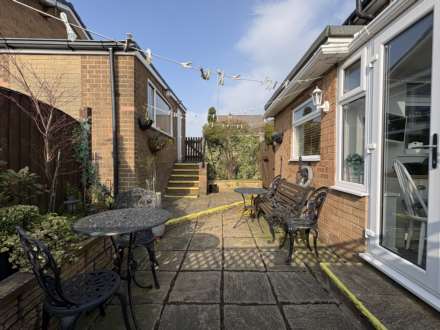 Alpine Drive, Royton, Image 18