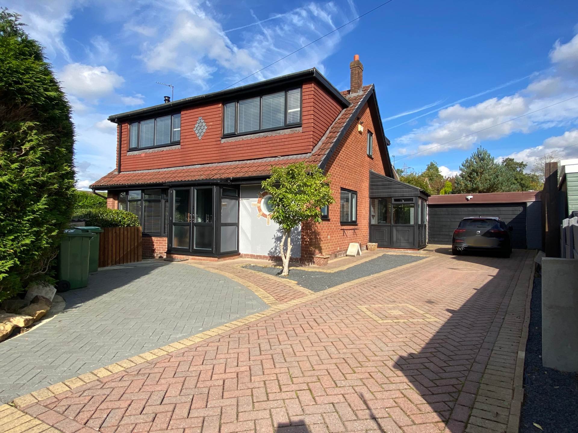 Kirkdale Drive, Royton, Image 1