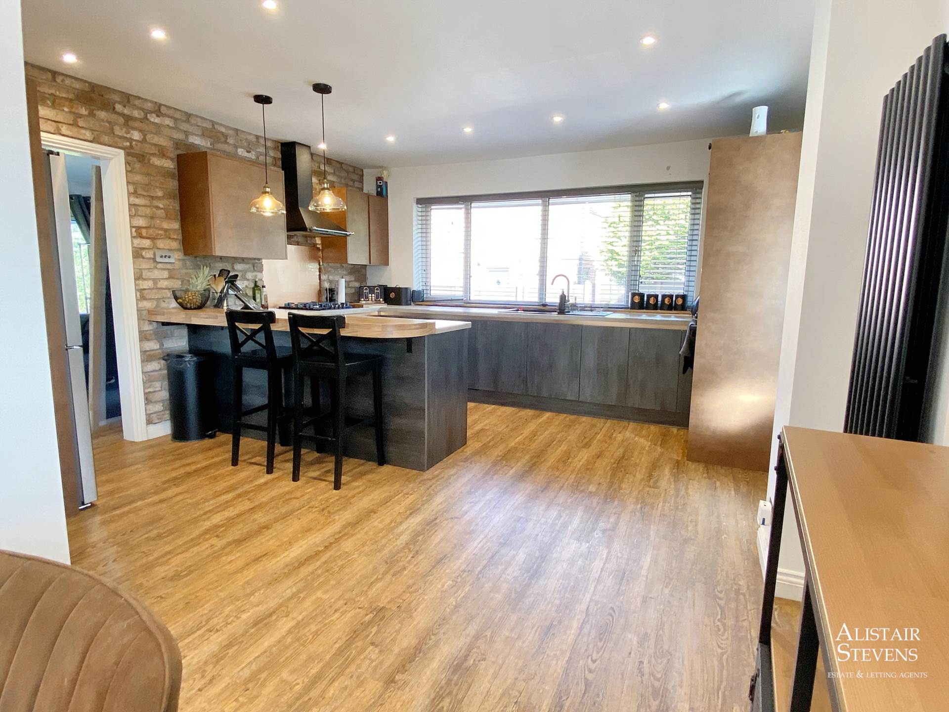 Kirkdale Drive, Royton, Image 2