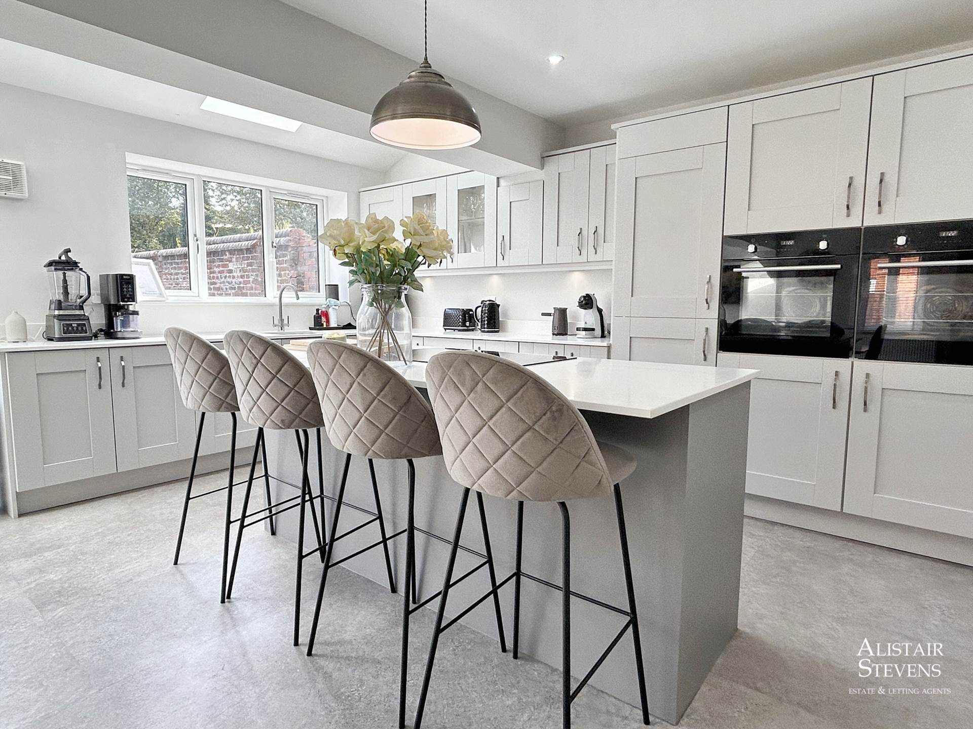 Windmill Close, Royton, Image 10