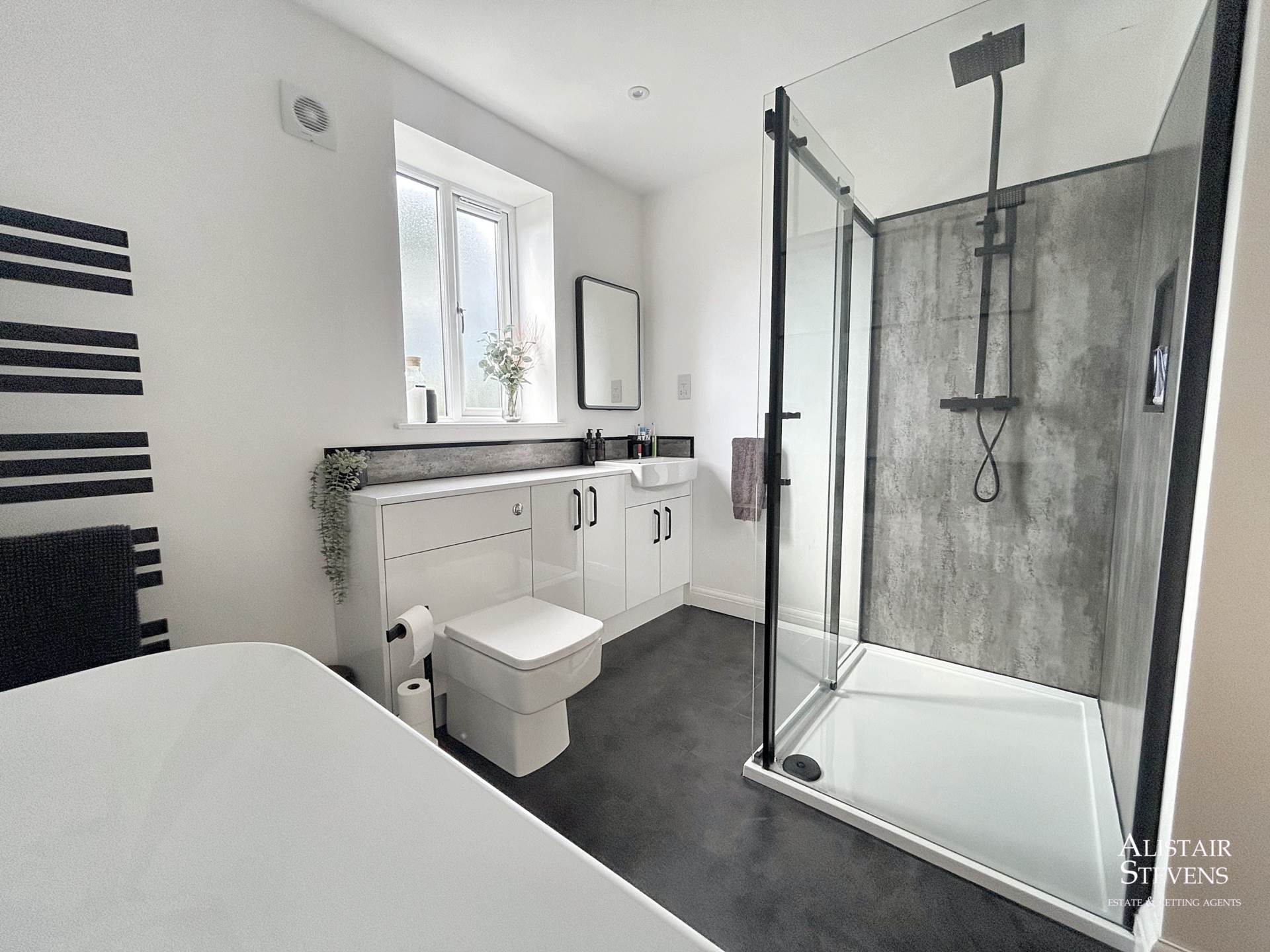 Windmill Close, Royton, Image 21