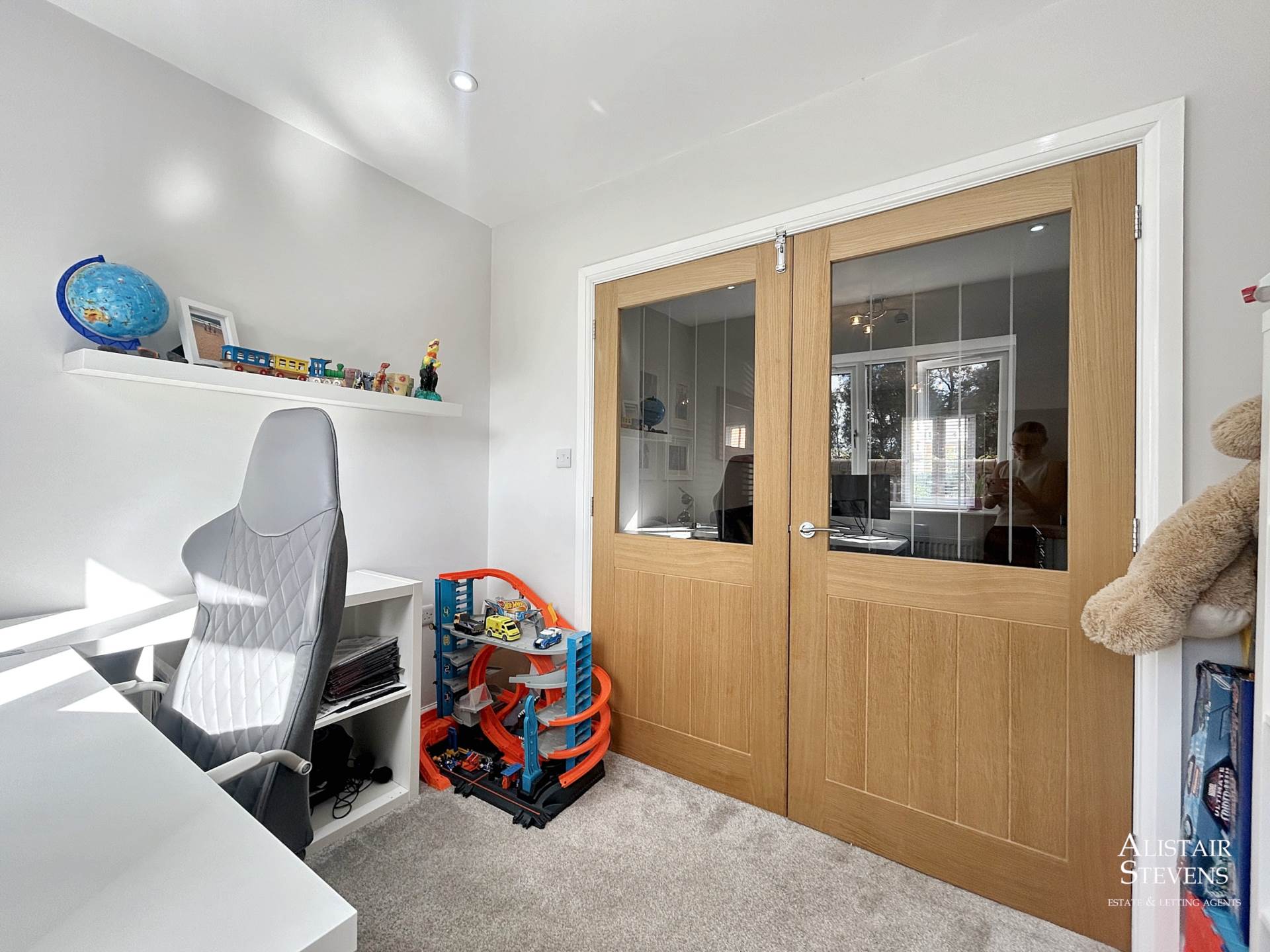 Windmill Close, Royton, Image 7