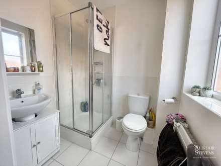 Windmill Close, Royton, Image 15