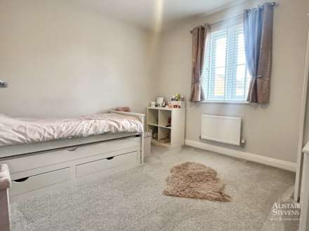 Windmill Close, Royton, Image 18