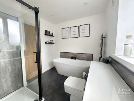 Windmill Close, Royton, Image 20