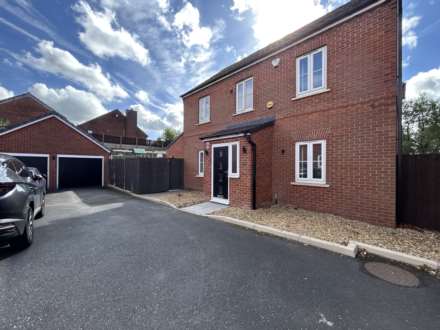 Windmill Close, Royton, Image 22