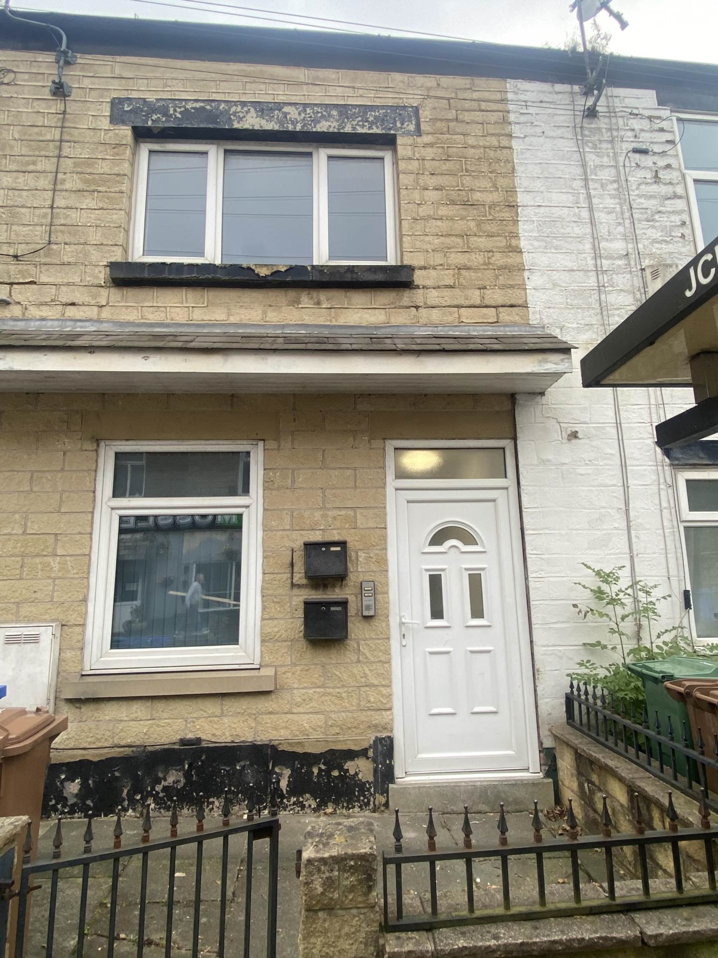 Manchester Road, Mossley, Image 1