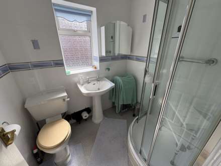 Dorchester Drive, Royton, Image 10