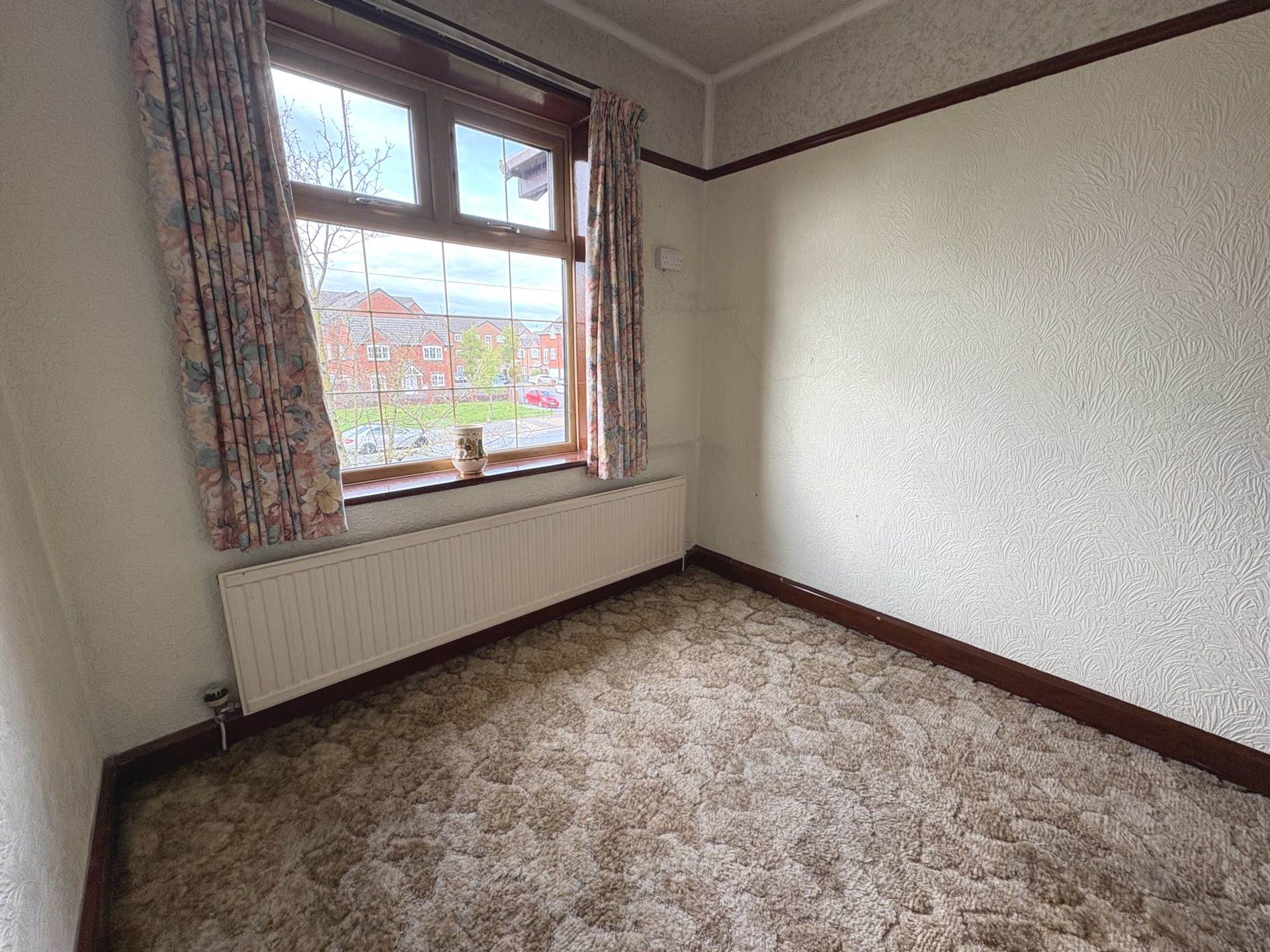 Broadway, Royton, Image 13