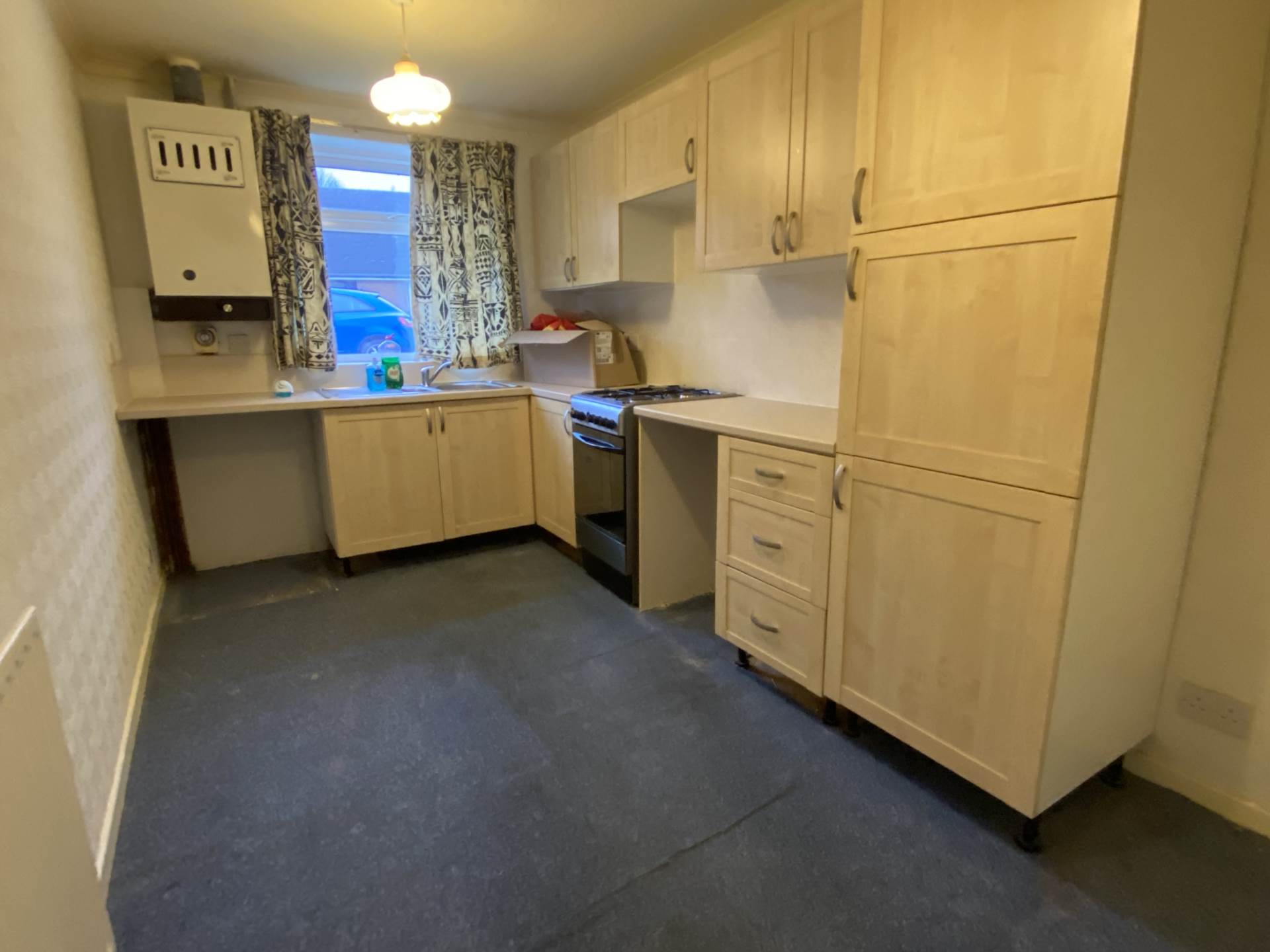 Thorp View, Royton, Image 3