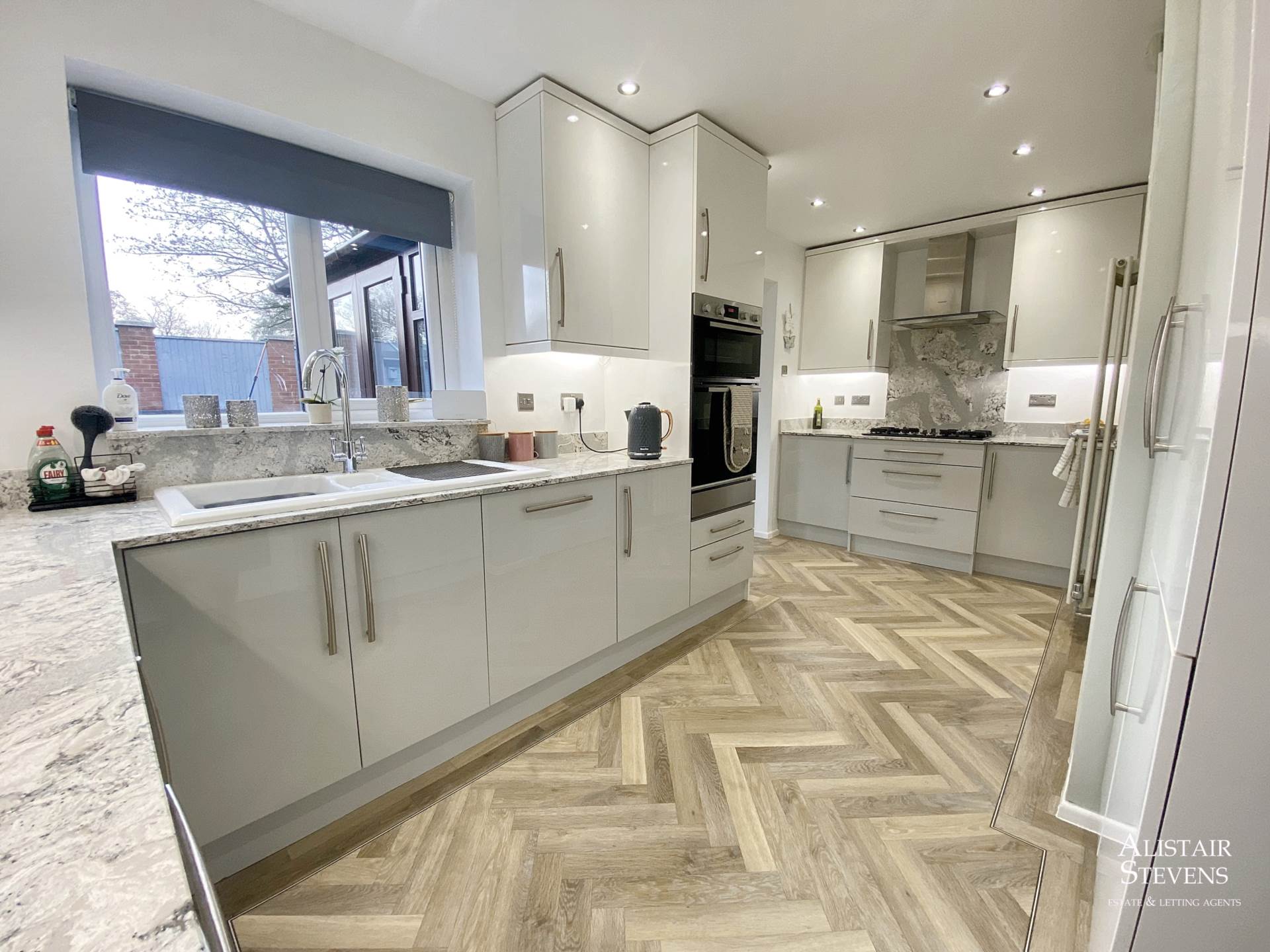 Ashwood Drive, Royton, Image 13