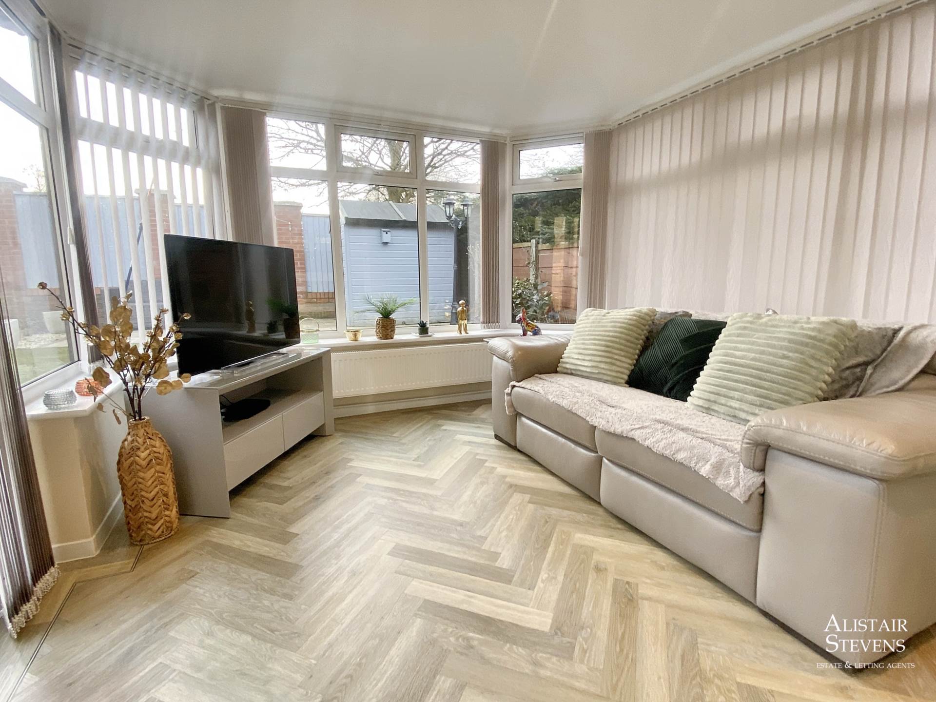 Ashwood Drive, Royton, Image 15