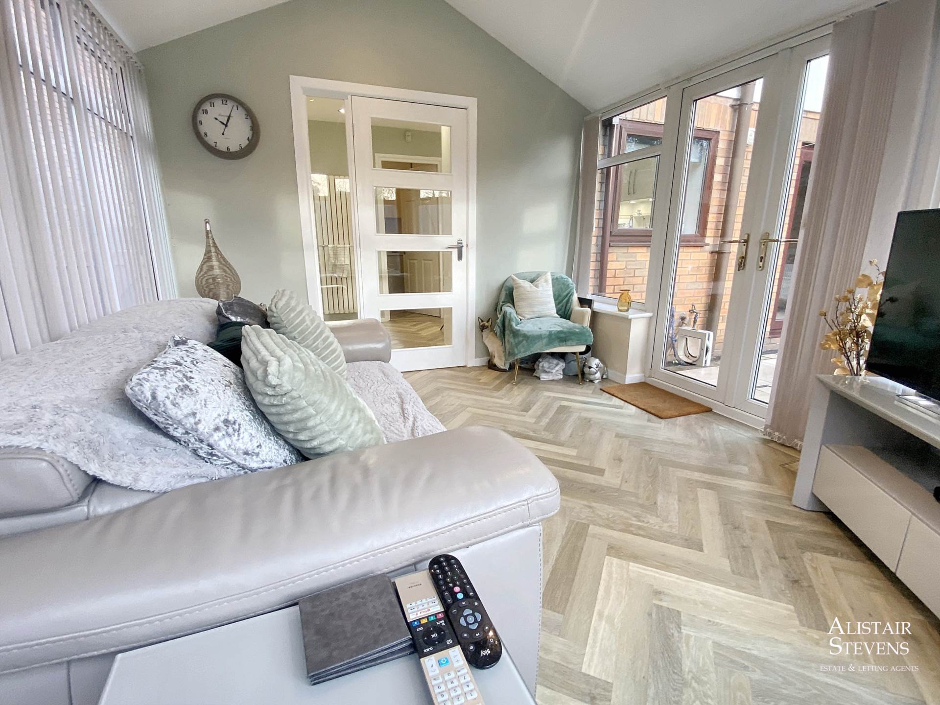 Ashwood Drive, Royton, Image 16