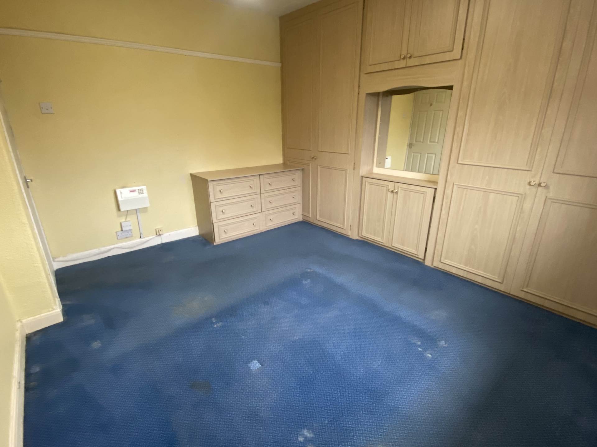 Springfield Lane, Royton, Image 9
